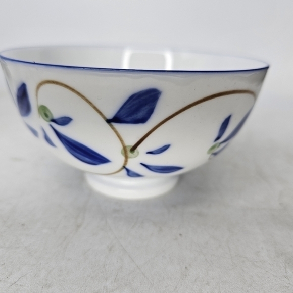 2 hand painted rice‎ bowls - Picture 10 of 10